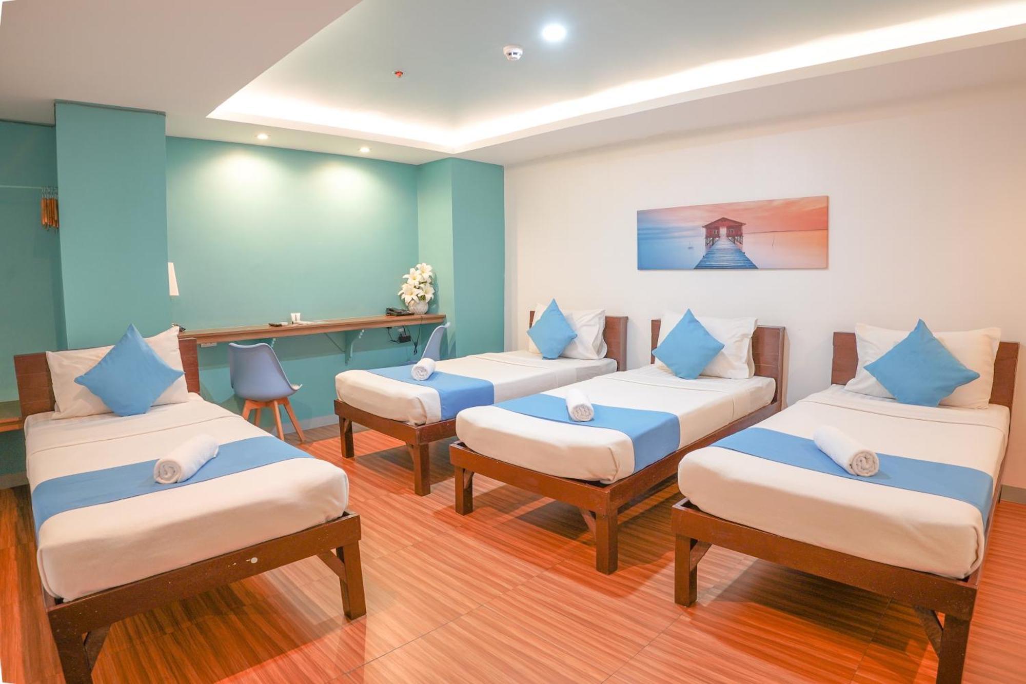 Arzo Hotel Premier Makati City Exteriör bild